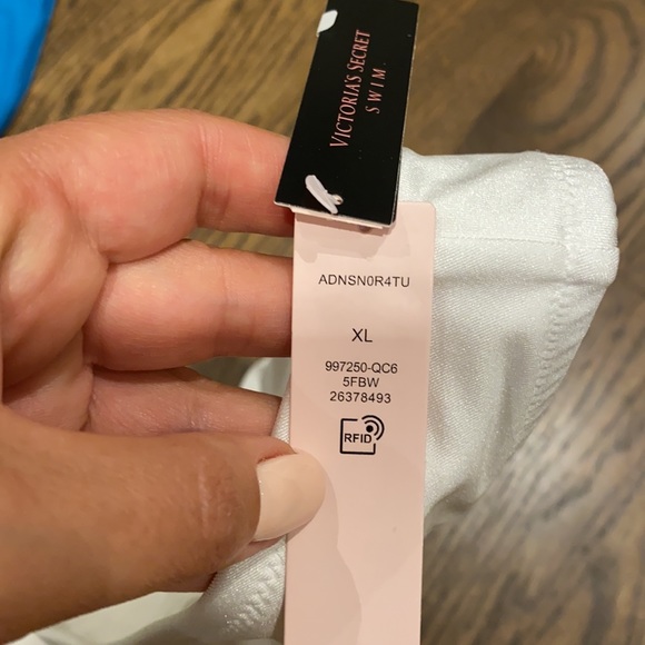 Victoria Secret bikini brand new - Picture 9 of 9